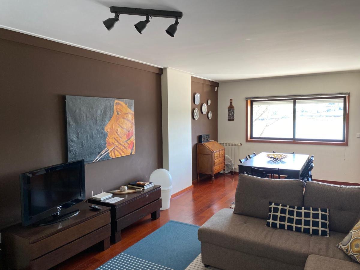 Riverfront Haven Family'S Choice With Free Garage بورتو المظهر الخارجي الصورة